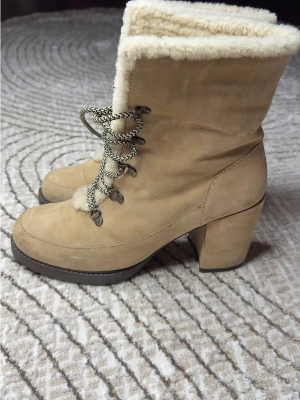 Stuart Weitzman Tan Suede Shearling Lace-Up Winter Boots